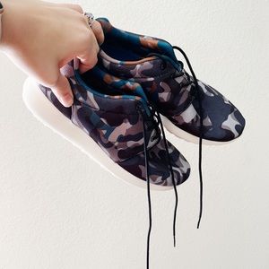 Camo Nike Roshe